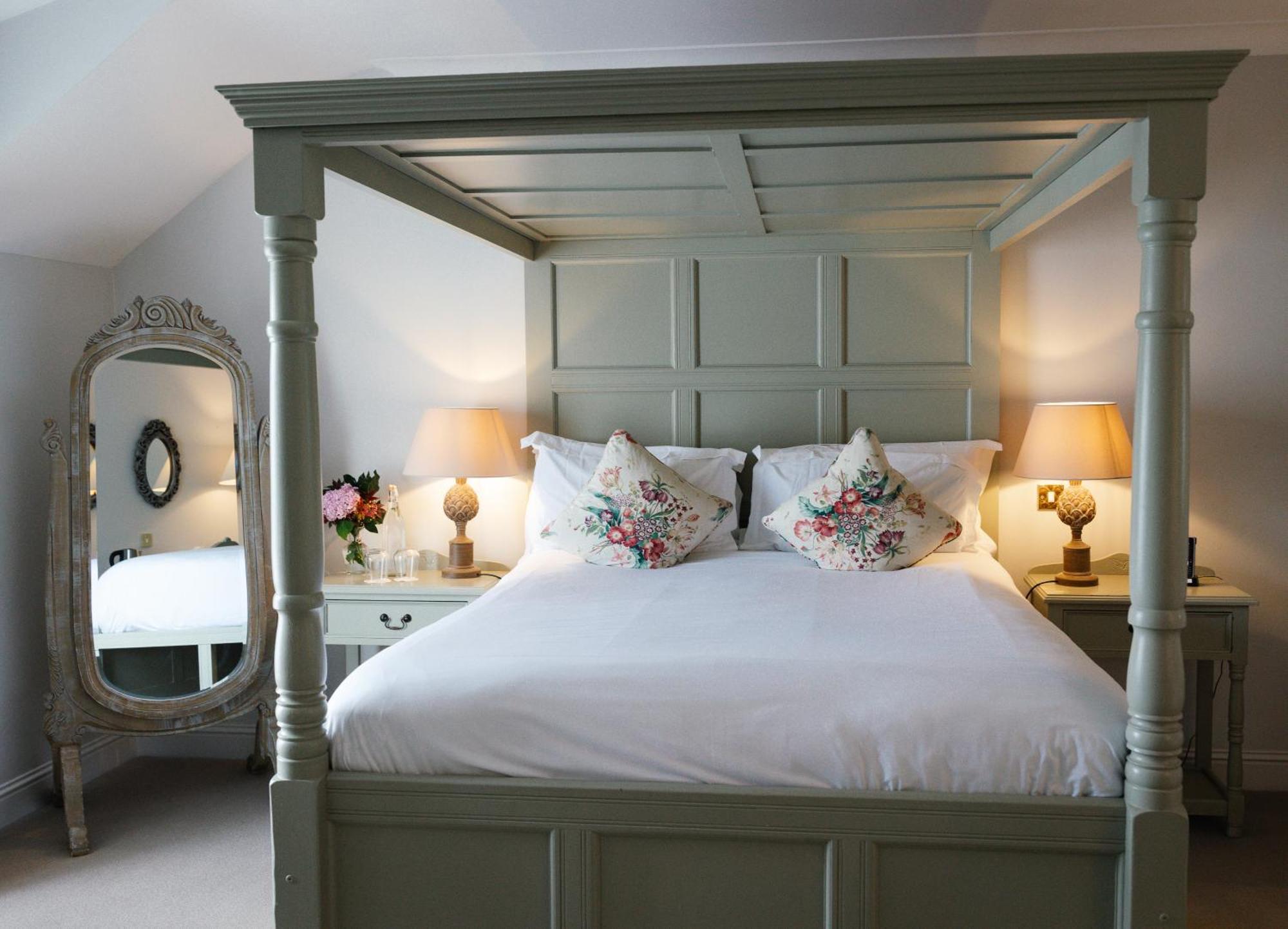 Conyngham Arms Hotel 슬레인 외부 사진