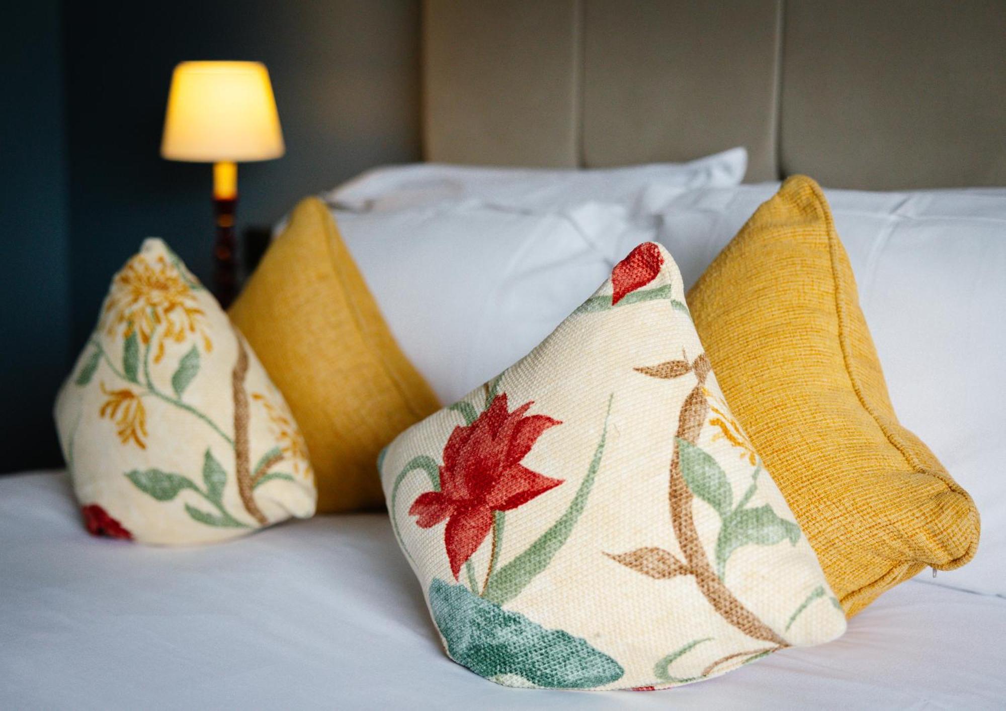 Conyngham Arms Hotel 슬레인 외부 사진