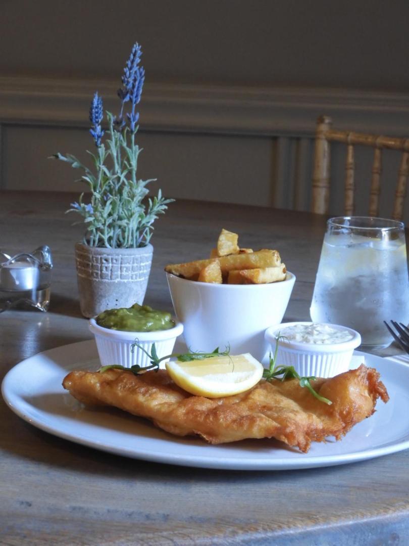 Conyngham Arms Hotel 슬레인 외부 사진