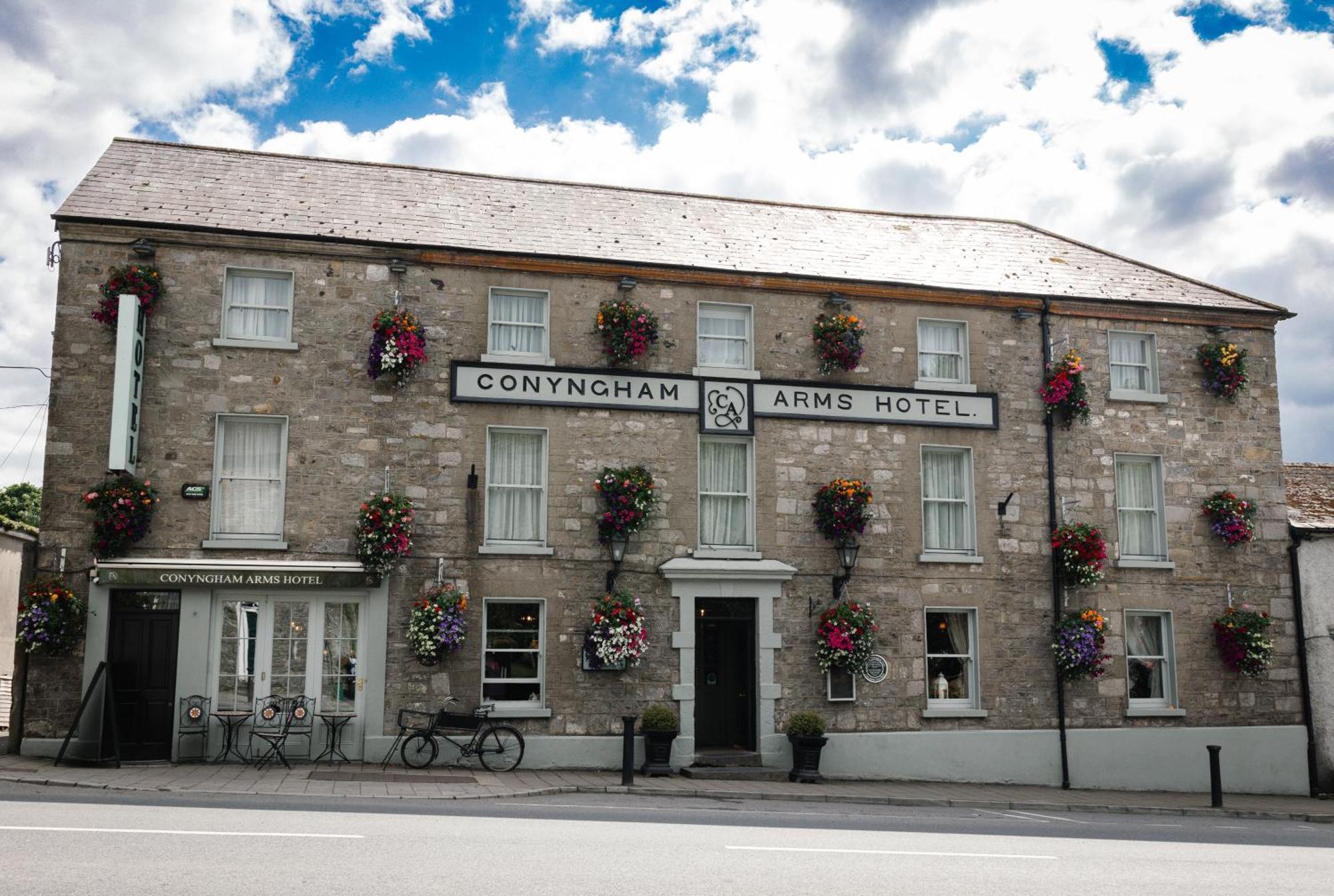 Conyngham Arms Hotel 슬레인 외부 사진