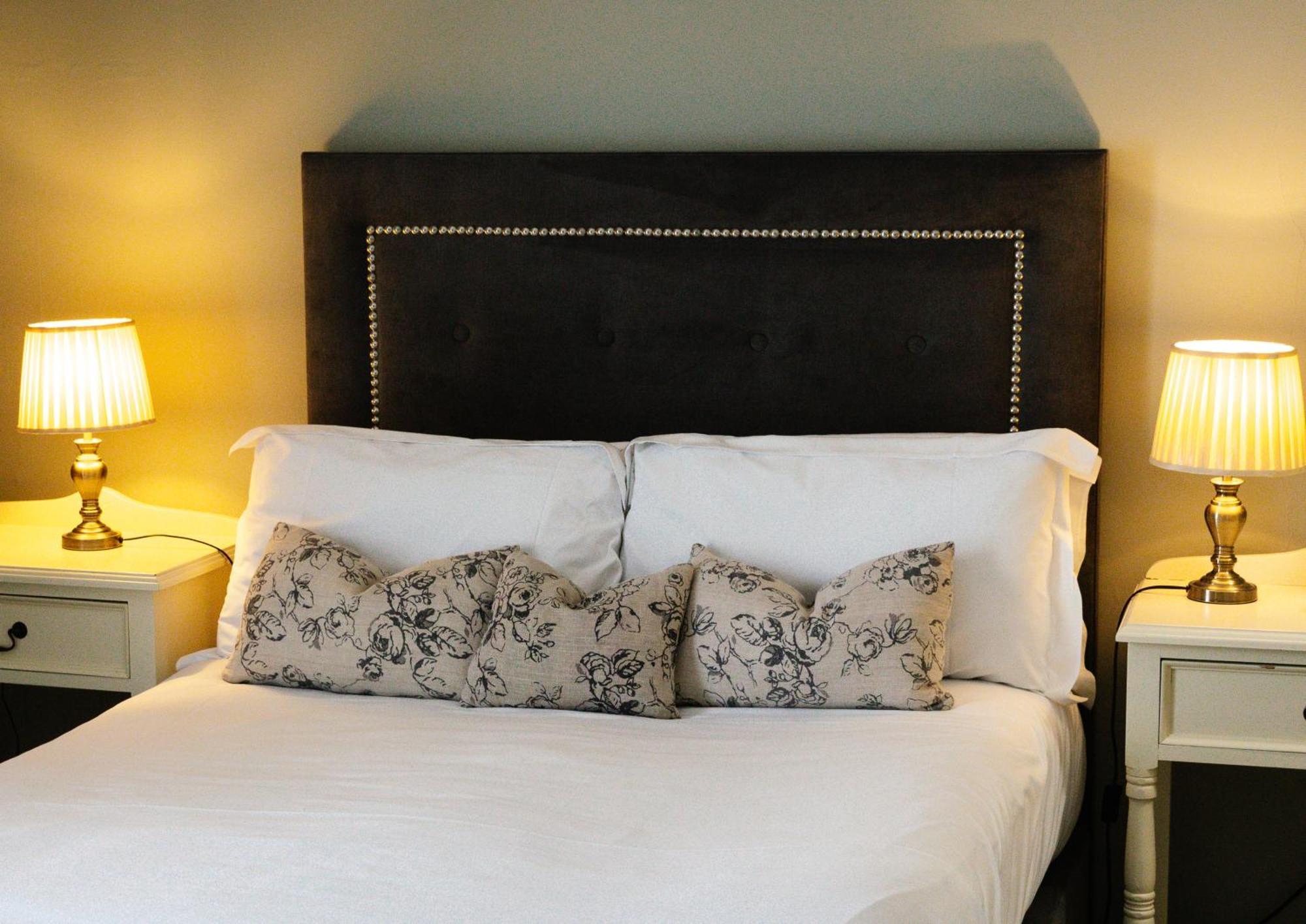 Conyngham Arms Hotel 슬레인 외부 사진