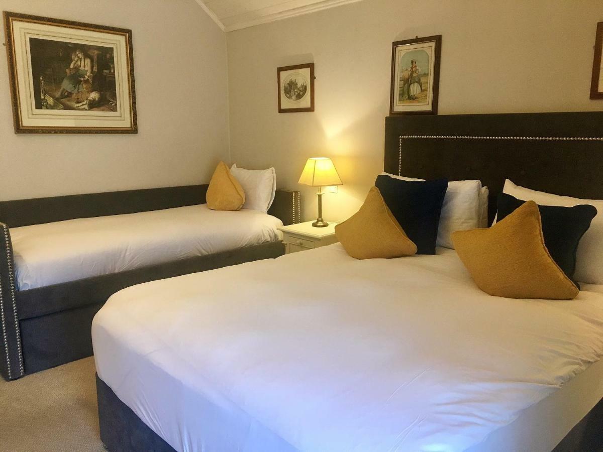 Conyngham Arms Hotel 슬레인 외부 사진